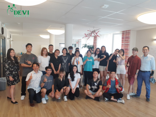 Thăm quan nơi ăn chỗ ở của học viên DEVI tại Đức